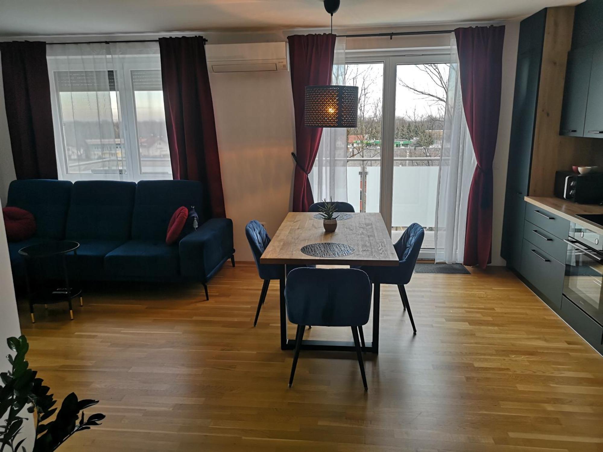 Apartma Elton